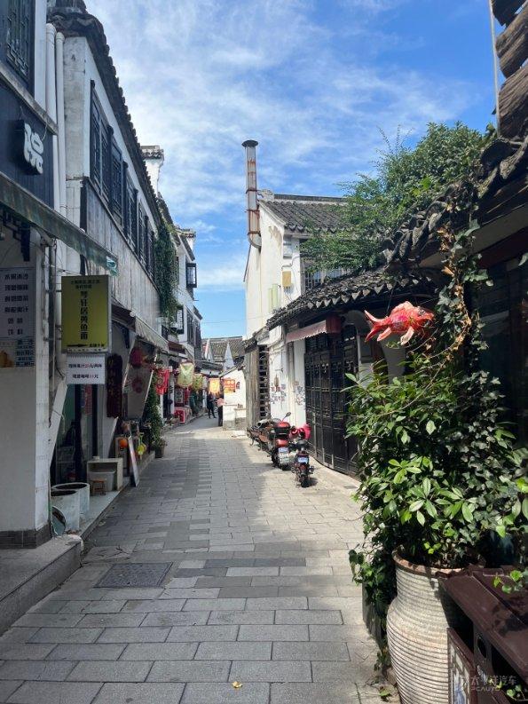逃离违建房屋2